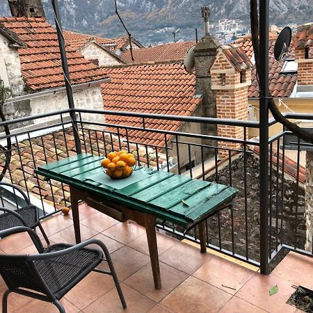 Апартаменты Chic & Stylish With Seaview-Terrace - Kotor Indah Экстерьер фото